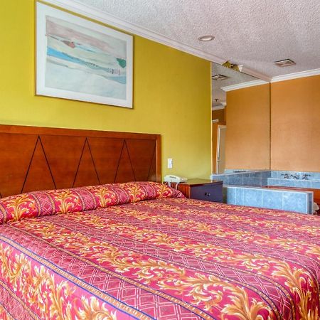 Hotel Corona Ca - Hwy 91 Zewnętrze zdjęcie
